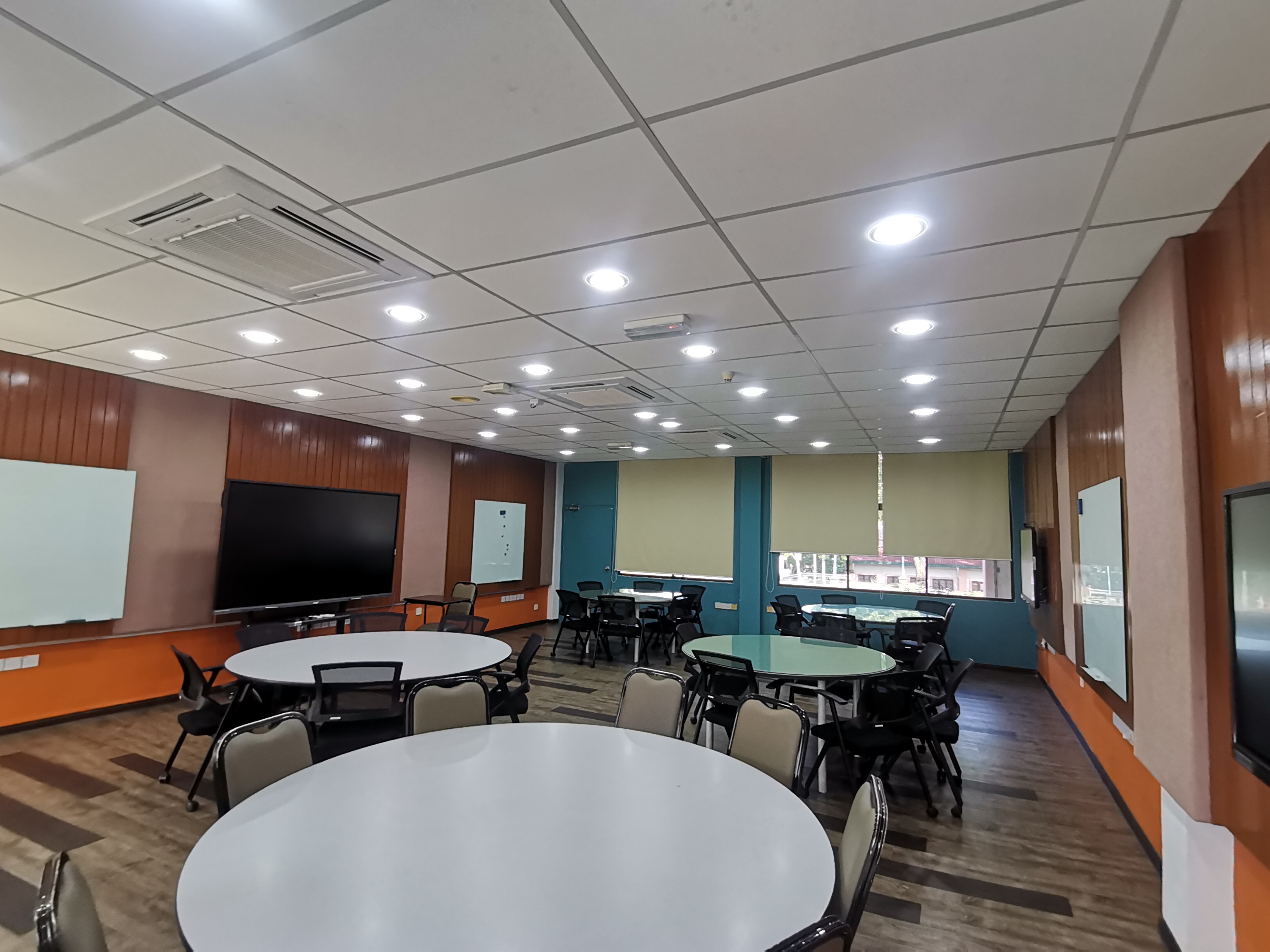 02 Smart Classroom