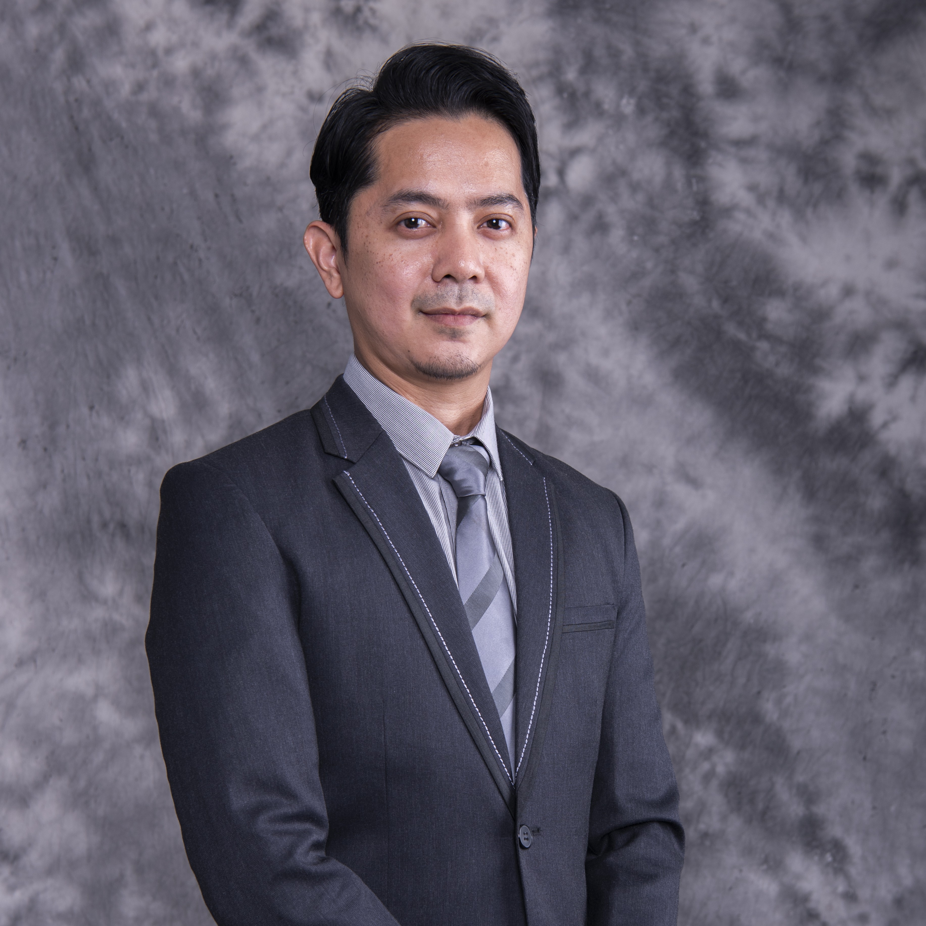 Prof. Madya Dr. MD. Safwan Bin Samsir