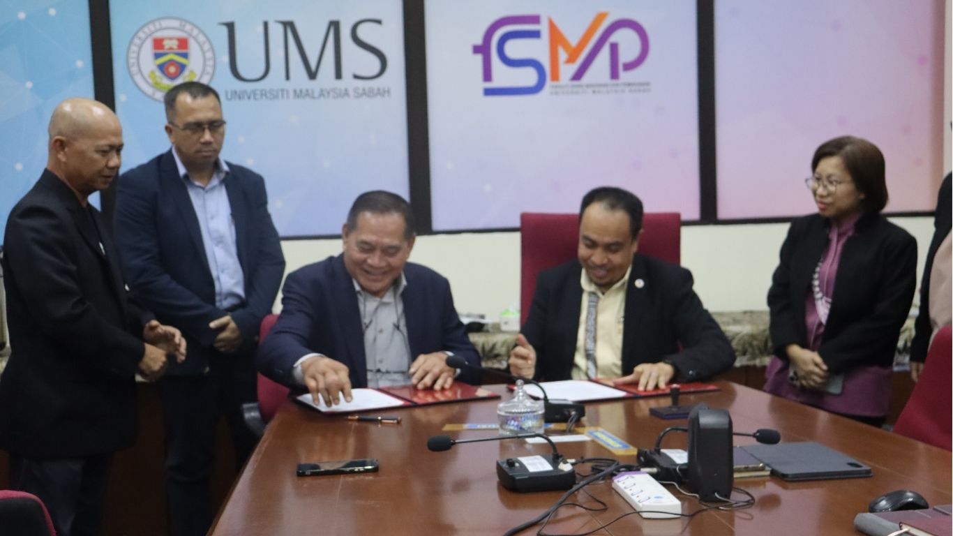 Majlis menandatangani surat niat kerjasama antara Universiti Malaysia Sabah dan Linopot Venture Sdn Bhd