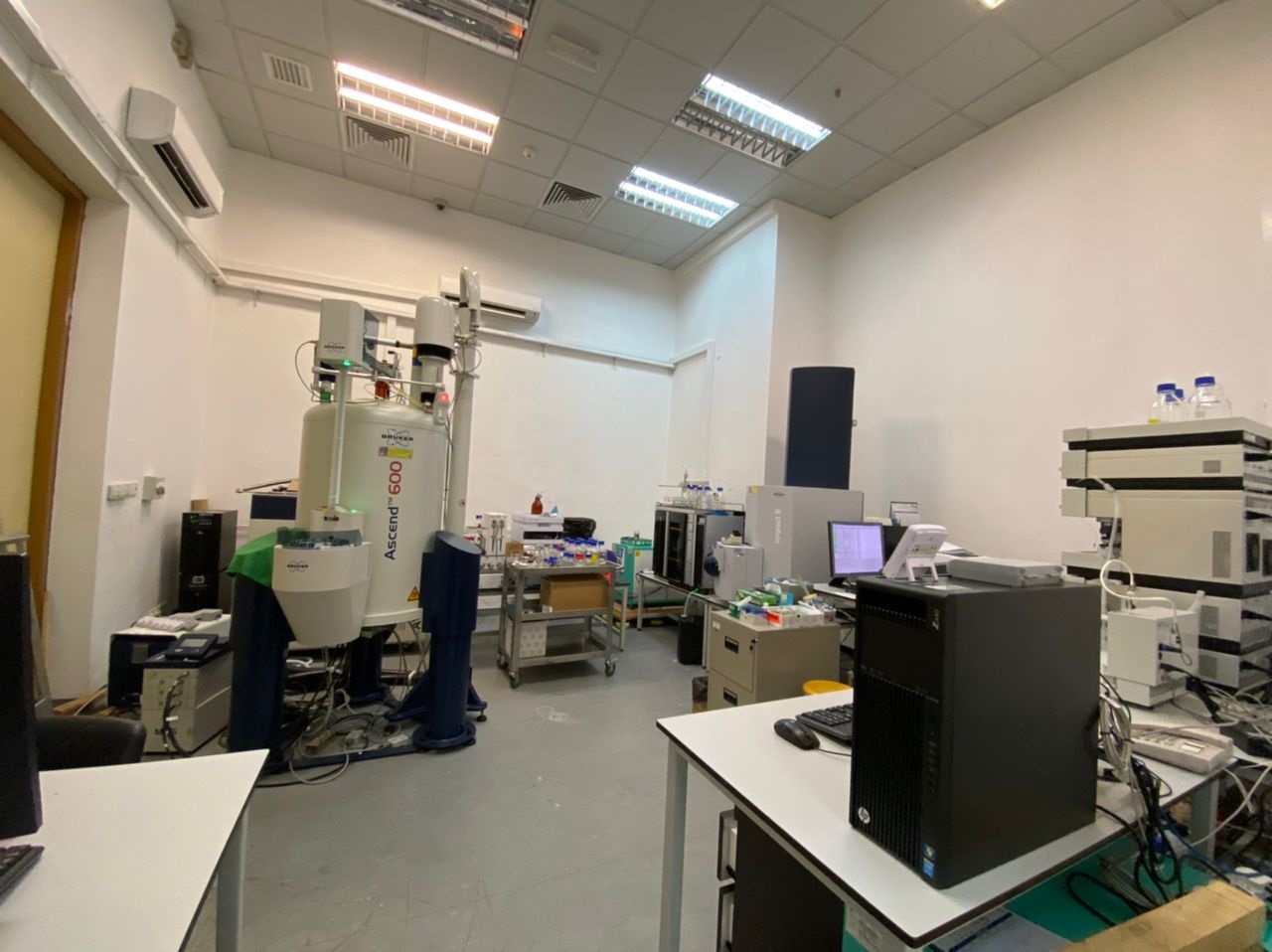NMR Room Image