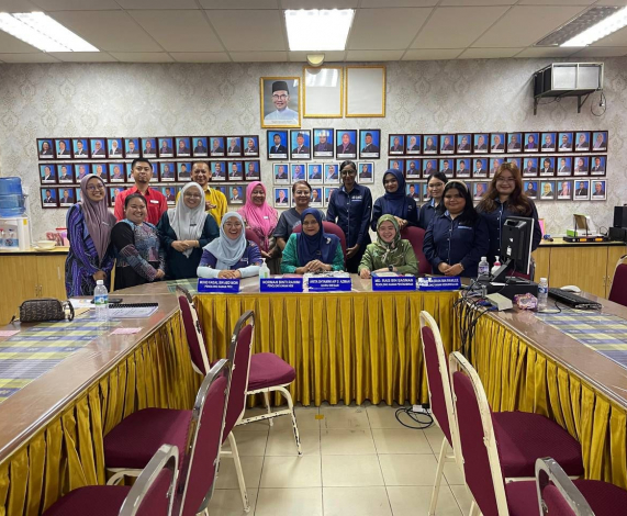 Pelajar FKAL bantu guru tingkatkan kualiti pendidikan murid Program Pendidikan Khas Integrasi, SK Pekan 1