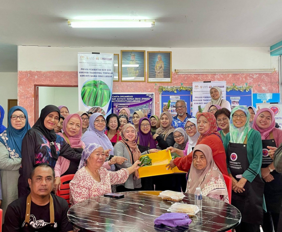 FKAL Anjur Bengkel Pembuatan Kuih Tradisional Perkasa Warga Emas Labuan