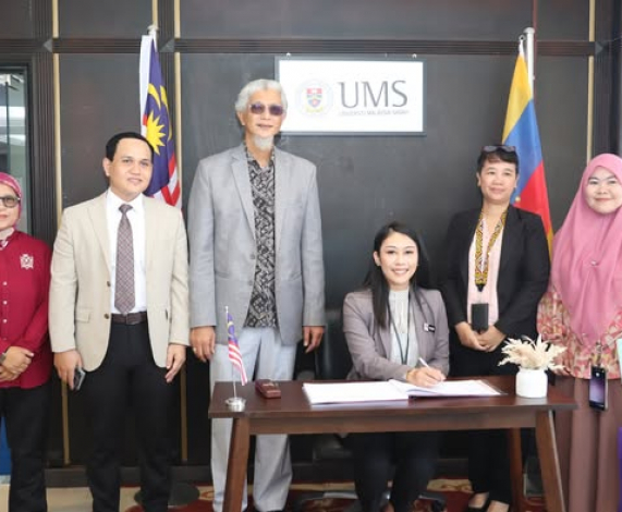 Profesor Dr. Shamsul Bahari terima kunjungan SPRM Labuan