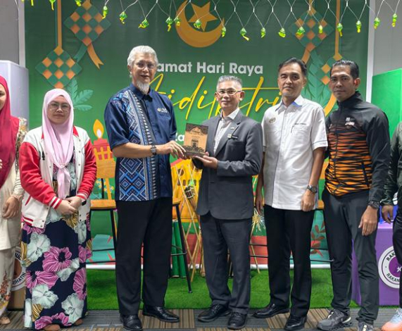 Profesor Dr. Shamsul Bahari kunjungi Bahagian Pembangunan Rakan Muda